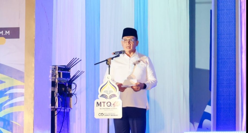 Wamenag Romo Syafii saat menghadiri pembukaan MTQ ke-40 Provinsi Sumatera Utara di Kabupaten Deli Serdang, Senin (15/6/2026). (Foto: Kemenag RI)
