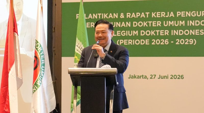 Wakil Menteri Koordinator Bidang Hukum, Hak Asasi Manusia, Imigrasi, dan Pemasyarakatan (Wamenko Kumham Imipas), Otto Hasibuan sebagai pembicara kunci dalam agenda pelantikan pengurus pusat profesi medis di Hotel JS Luwansa, Jakarta, Sabtu (27/6/2026). (Foto: Kemenko Kumham Imipas RI)