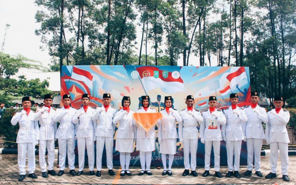SMA Negeri 4 Pekanbaru melalui tim pasukan khusus (Passus) mendapatkan mandat kehormatan dari pemerintah pusat untuk mengibarkan bendera dalam rangkaian kegiatan resmi di Gedung MPR RI, Jakarta, pada Agustus 2026 mendatang. (Foto: Humas SMA Negeri 4 Pekanbaru)