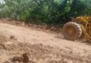 Pemdes Muara Wakat secara resmi mengajukan peminjaman fasilitas alat berat kepada pemerintah daerah untuk perbaikan infrastruktur ini difokuskan pada jalur alternatif sepanjang 6,7 kilometer yang menghubungkan desa dengan ibu kota kecamatan di Benangin. (Foto: IST/Carli Silitonga)