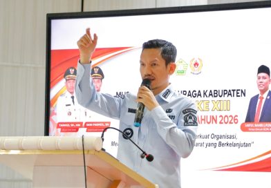 Bupati Aceh Barat, Tarmizi SP, MM, secara resmi membuka Musyawarah Olahraga Kabupaten (Musorkab) KONI Aceh Barat 2026 di Aula Cabang Dinas Pendidikan, Sabtu (4/7/2026). (Foto: Pemkab Aceh Barat)