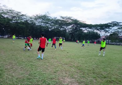 Tim sepak bola Lahat FC U-17 menyatakan kesiapan penuh untuk berlaga di turnamen bergengsi Piala Soeratin 2026 yang dijadwalkan berlangsung pada Agustus mendatang. (Foto: IST/Heri Susanto)
