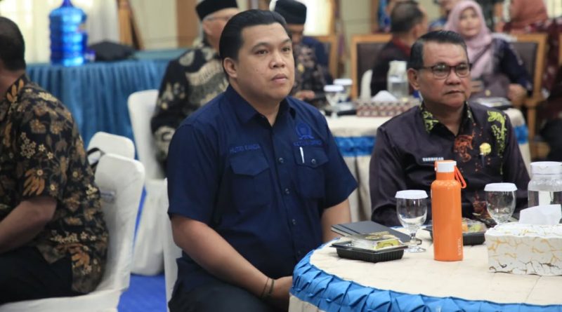 Ketua DPRD Kota Sungai Penuh, Hutri Randa, S.Sos., M.M., menghadiri secara langsung kegiatan Diskusi Rabuan Roadshow (DRR) yang diinisiasi Tenaga Ahli Gubernur (TAG) Provinsi Jambi di Aula Kantor Walikota Sungai Penuh, Kamis (21/5/2026). (Foto: DPRD Sungai Penuh)