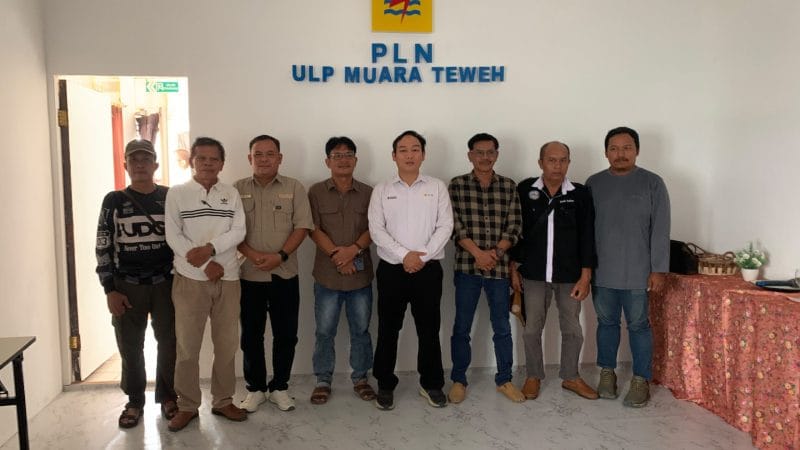 Pewarta di PLN ULP Muara Teweh. (Foto: IST/Carli Silitonga)