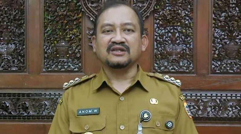 Bupati Pemalang, Anom Widiyantoro (Foto: Hasil Tangkapan Layar CNN Indonesia)