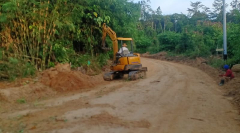 Pembangunan jalan tembus sepanjang 6,5 Km yang menghubungkan Desa Muara Wakat menuju jalan kecamatan, See Liju, hingga Desa Liju Tamrim resmi tuntas pada 20 Juli 2026. (IST/Carli Silitonga)