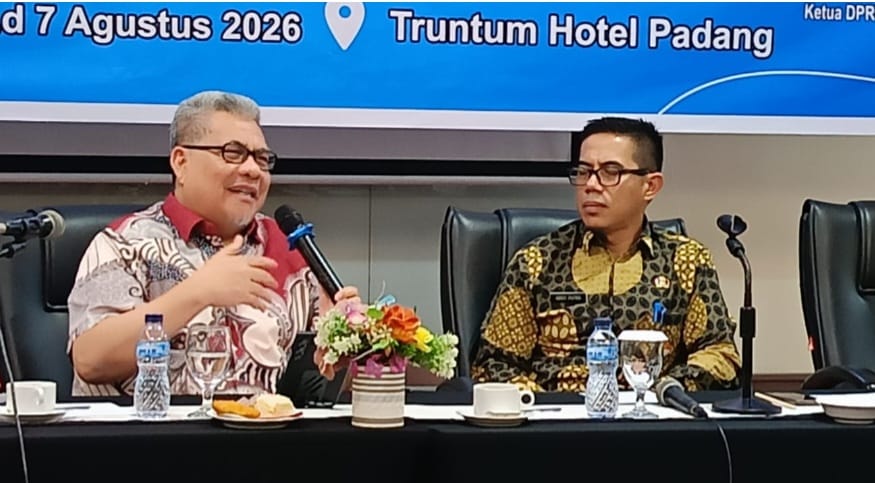 Ketua DPRD Provinsi Sumatera Barat, Muhidi, mengajak seluruh elemen masyarakat untuk membangun budaya kewaspadaan dini secara kolektif. (Foto: DPRD Sumbar)