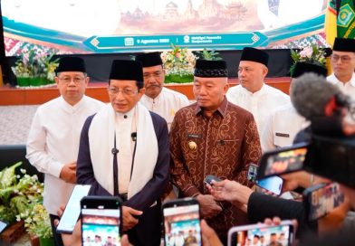 Menteri Agama (Menag) Nasaruddin Umar saat menghadiri Temu Tokoh Agama se-Kalimantan Raya di Banjarmasin, Kalimantan Selatan, Minggu (9/8/2026). (Foto: Kemenag RI)