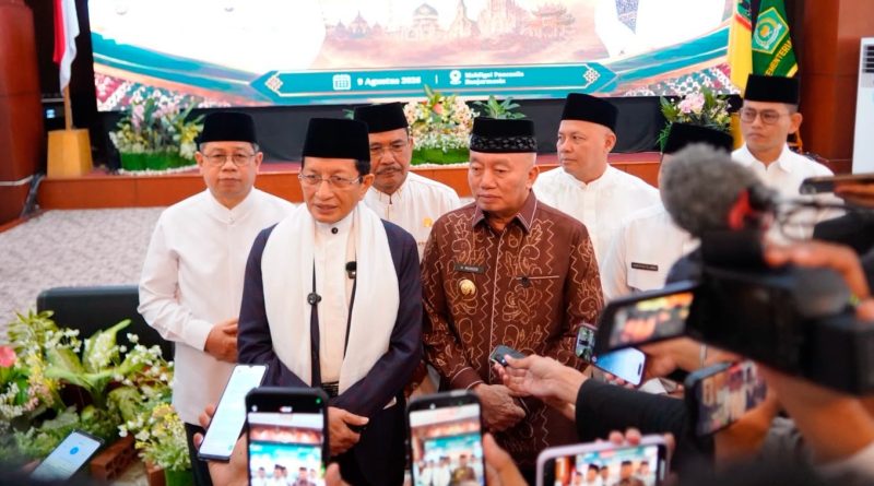 Menteri Agama (Menag) Nasaruddin Umar saat menghadiri Temu Tokoh Agama se-Kalimantan Raya di Banjarmasin, Kalimantan Selatan, Minggu (9/8/2026). (Foto: Kemenag RI)