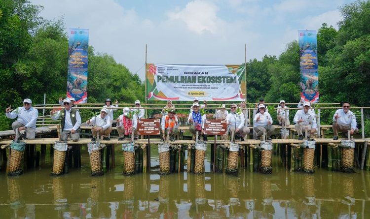 Kementerian Kehutanan (Kemenhut) menegaskan komitmen serius untuk memulihkan ekosistem hutan Indonesia yang terdegradasi. (Foto: Kemenhut RI)
