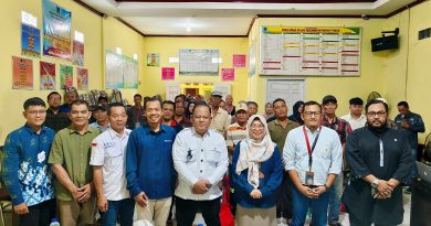 PT Bukit Asam Tbk (PTBA) mengadakan Program Pengembangan dan Pemberdayaan Masyarakat (PPM), PTBA menggelar pelatihan budidaya ayam petelur skala rumahan dan komunal di Desa Sirah Pulau, Kecamatan Merapi Timur, Kabupaten Lahat. (Foto: Humas PTBA)
