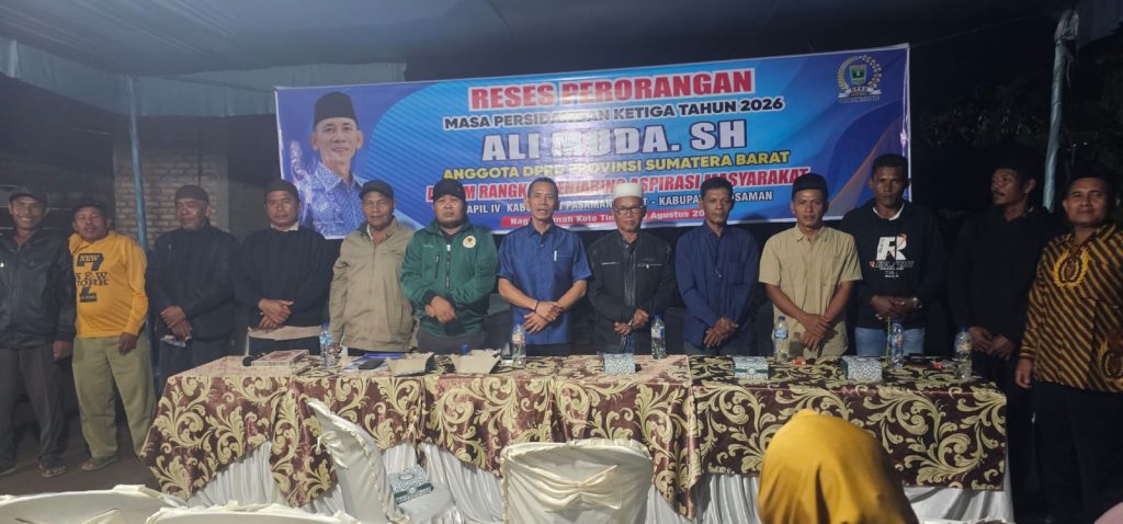 Anggota DPRD Provinsi Sumatera Barat, Ali Muda, S.H., menggelar kegiatan reses untuk menjemput aspirasi masyarakat di Jorong Air Jernih, Nagari Ranah Koto Tinggi, Kecamatan Koto Balingka, Kabupaten Pasaman Barat, Rabu (19/8/2026). (Foto: IST/Novrianto)