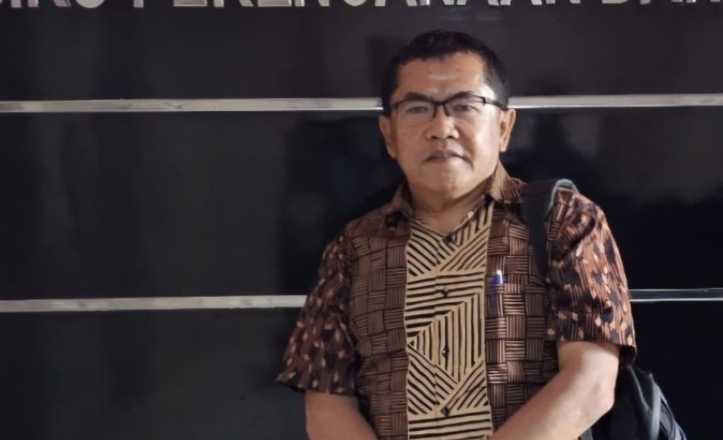 Kepala Dinas Kesehatan Kabupaten Kerinci, H. Hermendizal, S.E., S.K.M., M.M. (Foto: IST/Dewi Yulianti)