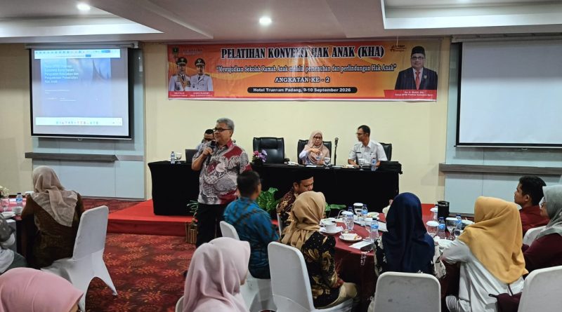 Ketua DPRD Sumatera Barat, Muhidi, menghadiri Pelatihan Konvensi Hak Anak dalam rangka mewujudkan sekolah ramah anak di Padang, Rabu (9/9/2026). (Foto: IST/Novrianto)