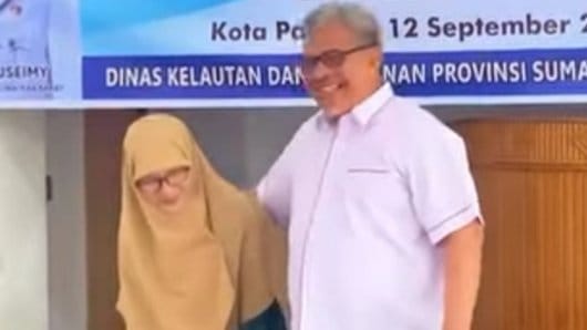 Ketua DPRD Provinsi Sumatera Barat, Drs. H. Muhidi, M.M. (kanan). (Foto: IST/Novrianto)