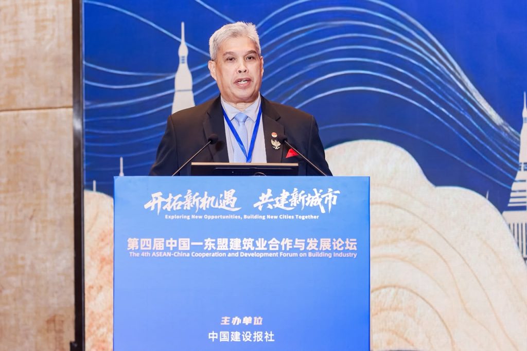 Ketua Lembaga Pengembangan Jasa Konstruksi (LPJK) Indonesia, Insannul Kamil, menjadi pembicara kunci dalam The 4th ASEAN-China Forum on Building Industry di Guangzhou, China, pada 22–23 September 2026. (Foto: ISt/Novrianto)