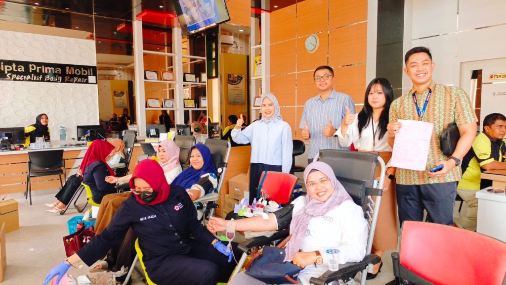 Asosiasi Asuransi Umum Indonesia (AAUI) Cabang Pekanbaru menggelar aksi donor darah dalam rangka menyambut Hari Asuransi ke-20 (Insurance Day) 2026. (Foto: Penasehat AAUI Cabang Pekanbaru)