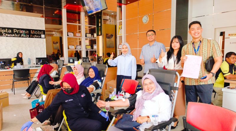 Asosiasi Asuransi Umum Indonesia (AAUI) Cabang Pekanbaru menggelar aksi donor darah dalam rangka menyambut Hari Asuransi ke-20 (Insurance Day) 2026. (Foto: Penasehat AAUI Cabang Pekanbaru)